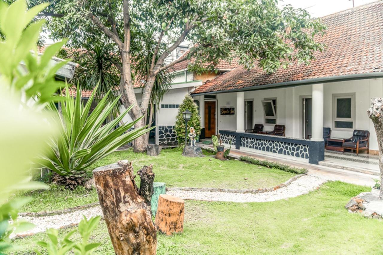 Riche Heritage Hotel Malang Buitenkant foto
