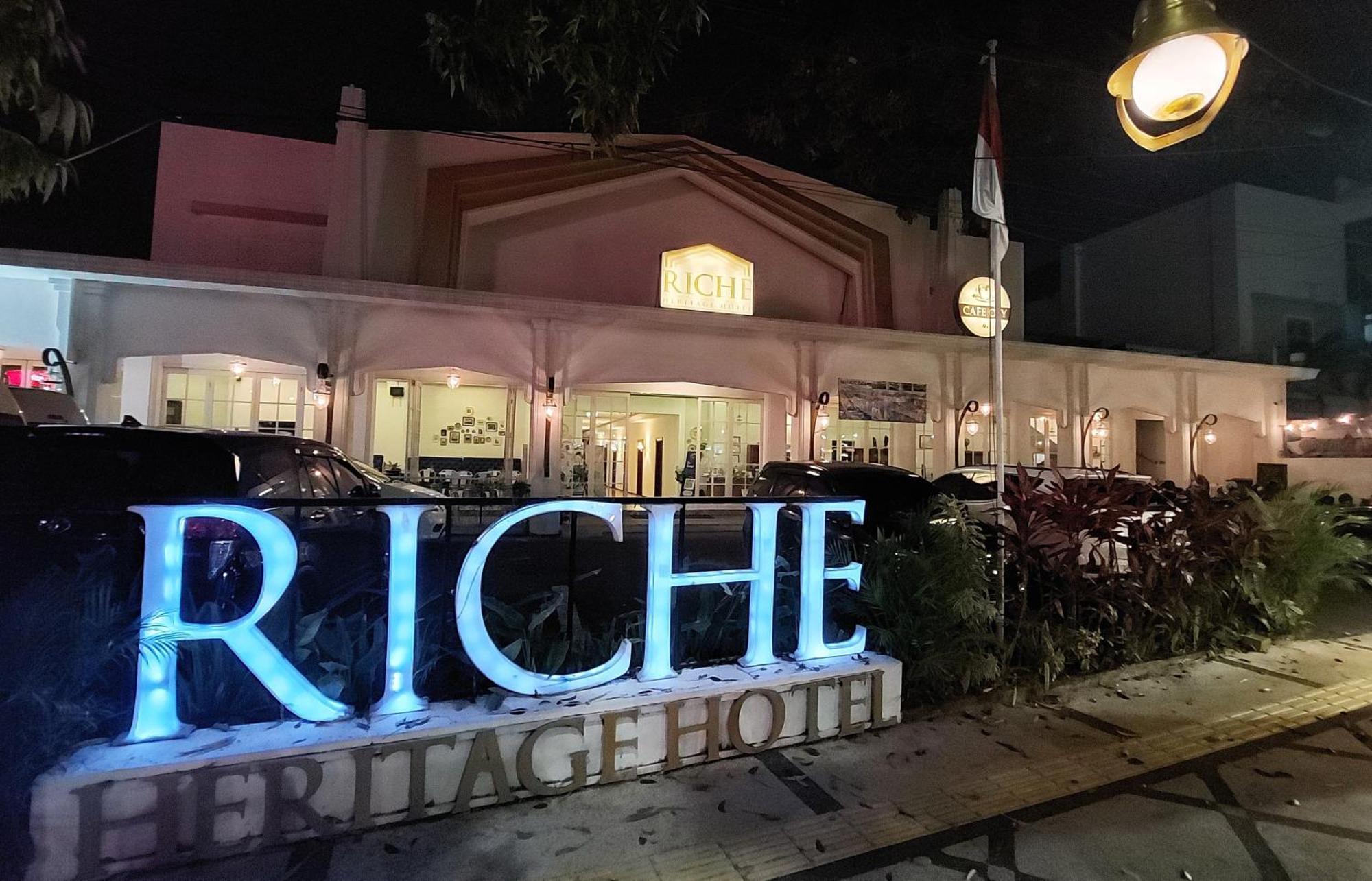 Riche Heritage Hotel Malang Buitenkant foto